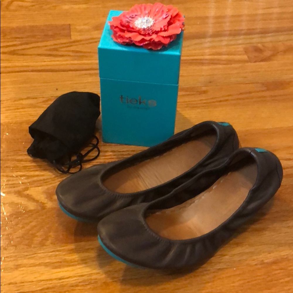 EUC Chocolate Brown Tieks